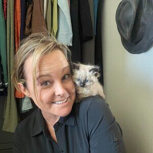 Meet your Posher, Leah